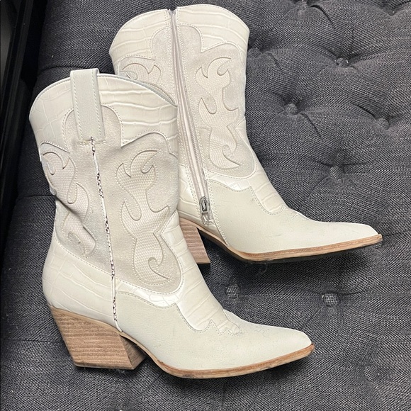 Dolce Vita Shoes - Dolce Vita Cream Ankle Booties